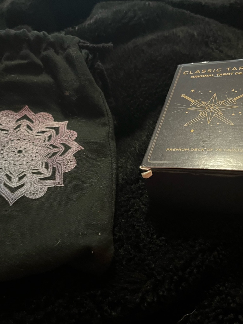 Classic Tarot Deck in Black and Gold - Picture 2 of 4
